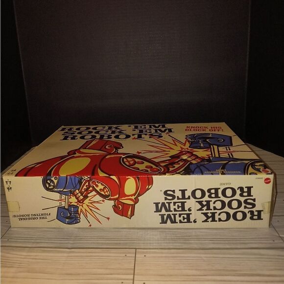 Rock'em Sock'em Robots 2014 Classic Boxing Game Retro Blue Red Bomber Mattel - Picture 5 of 9